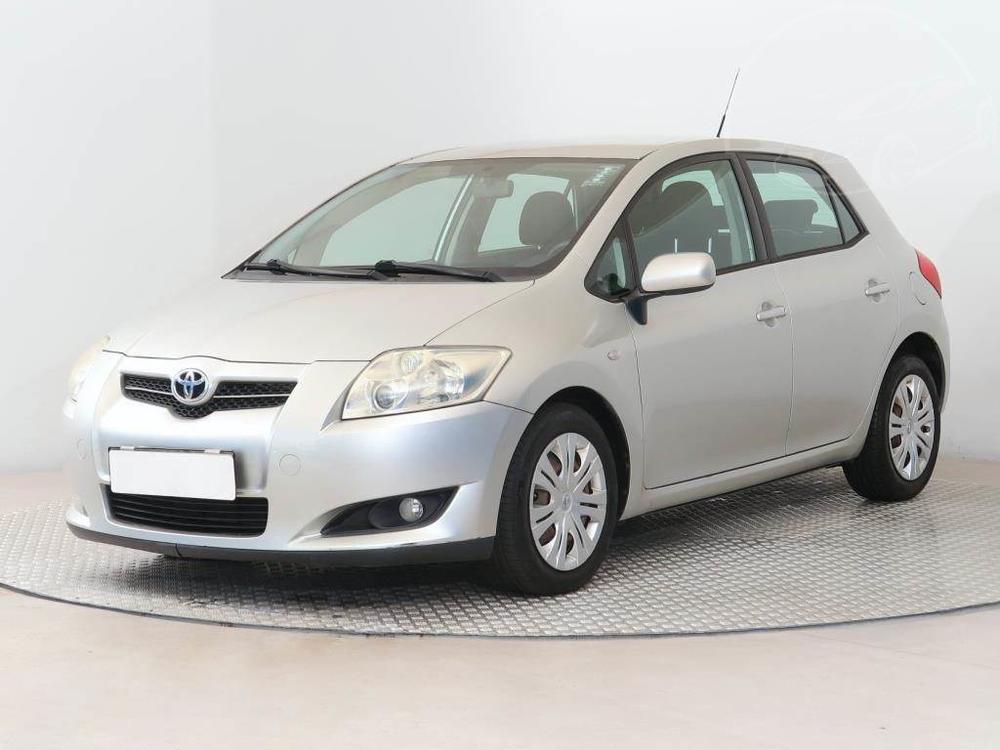 Toyota Auris 1.4 D-4D, Klima, El. okna