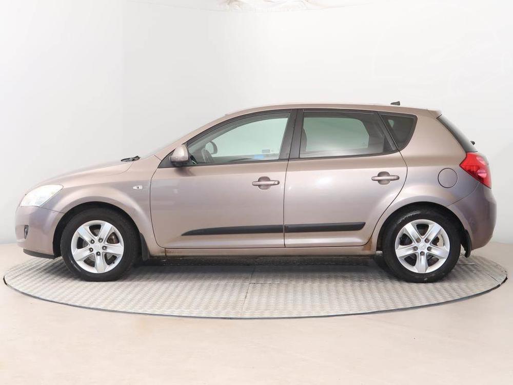 Kia Ceed 1.6 CVVT, Serv.kniha