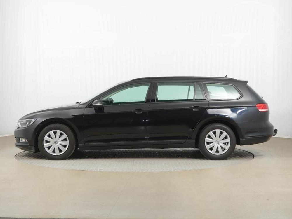 Volkswagen Passat 1.6 TDI, Serv.kniha, Navi