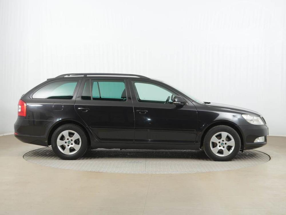 koda Octavia 1.6 TDI, Klima, Tempomat