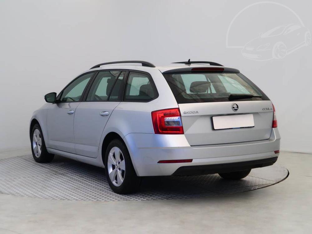 koda Octavia 1.6 TDI, Ambition, R,1.maj