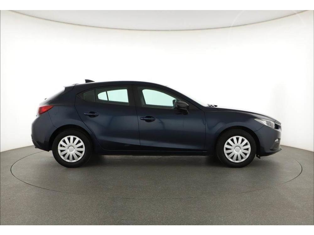 Mazda 3 1.5 Skyactiv-G, R,1.maj