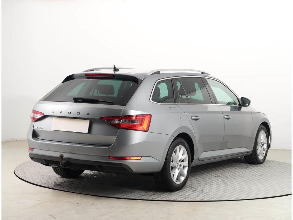 koda Superb 1.6 TDI, Style, Automat