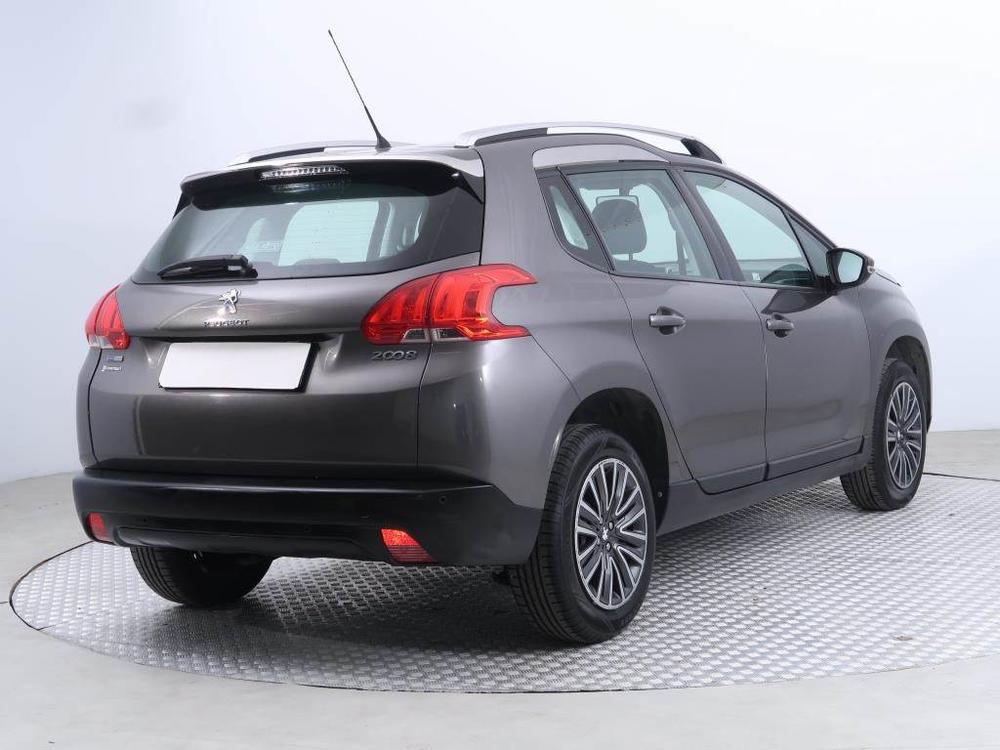 Peugeot 2008 1.2 PureTech, Active, R,1.maj