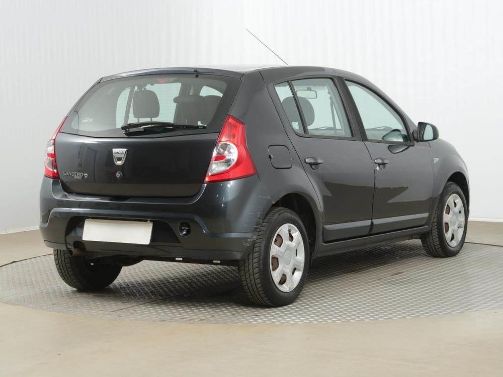 Dacia Sandero 1.6 MPI, R,2.maj, po STK