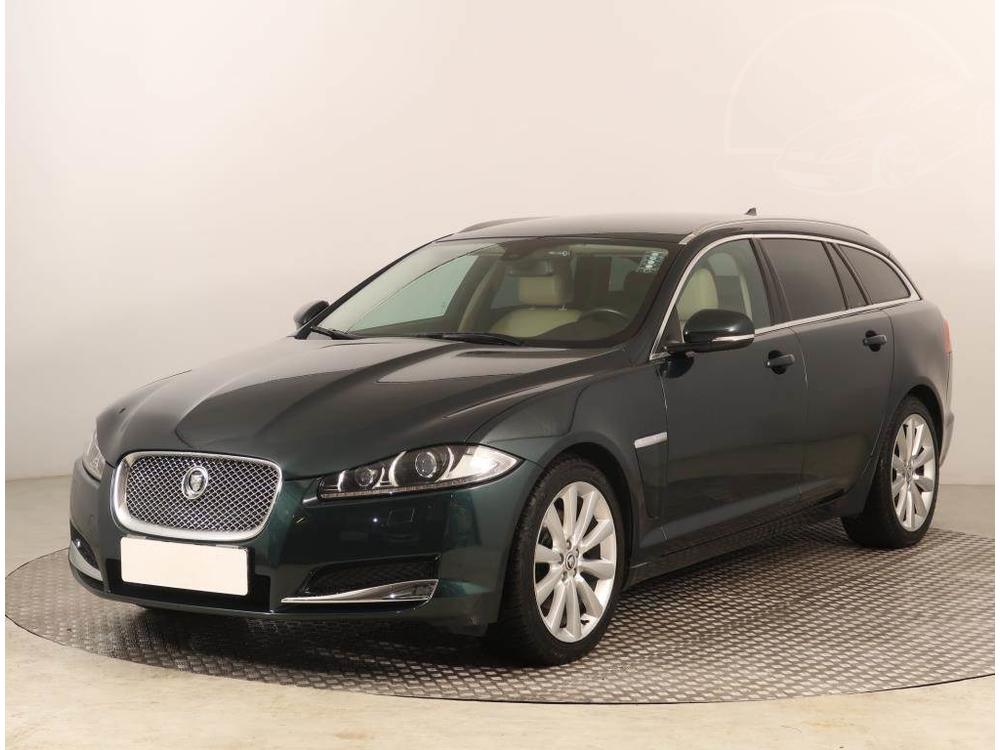 Jaguar XF 3.0 D, Automat, Serv.kniha