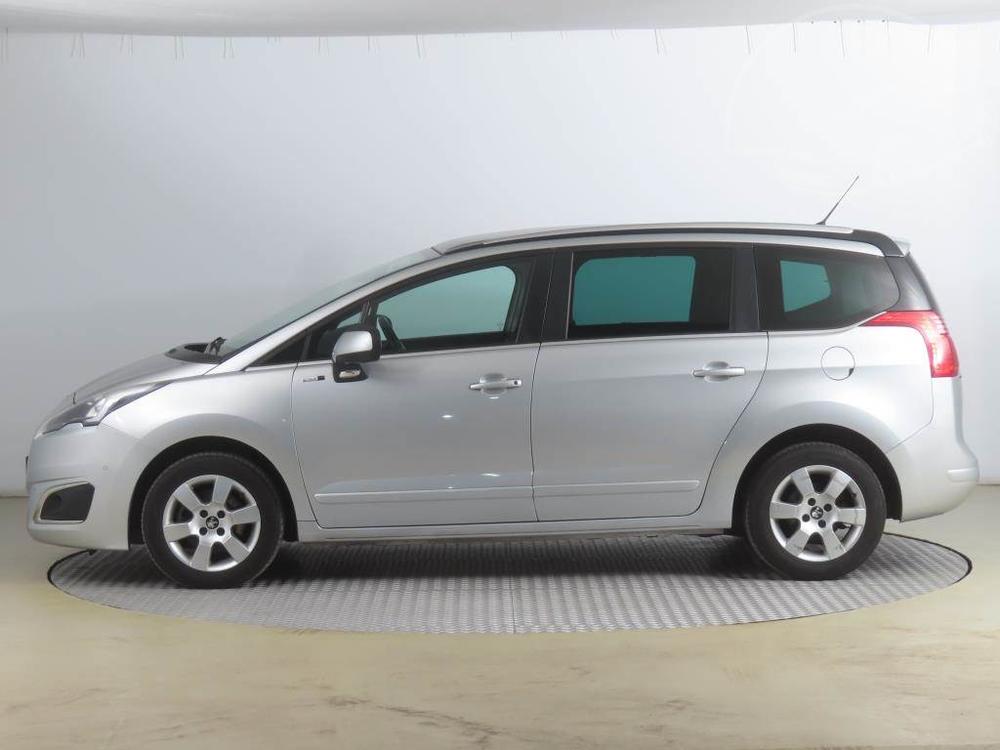 Peugeot 5008 2.0 BlueHDi, 7mst