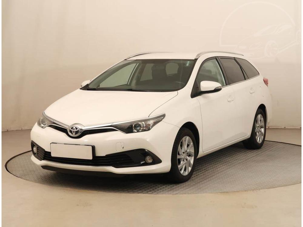 Toyota Auris 1.6 Valvematic, R,1.maj