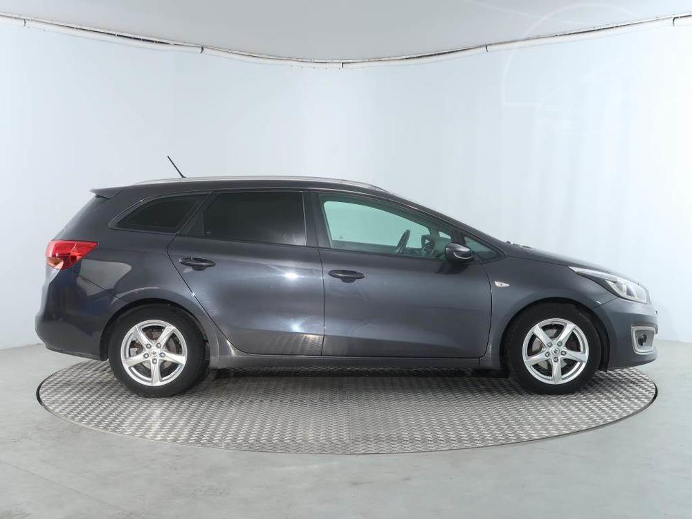 Kia Ceed 1.6 CRDi, Serv.kniha, Klima