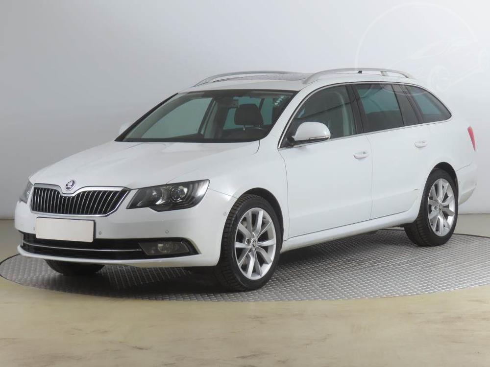 koda Superb 2.0 TDI, Automat, Ke, Navi