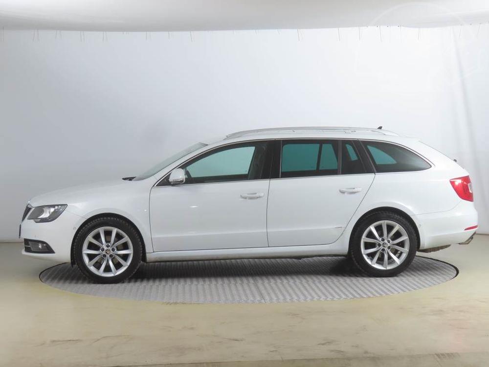 koda Superb 2.0 TDI, Automat, Ke, Navi