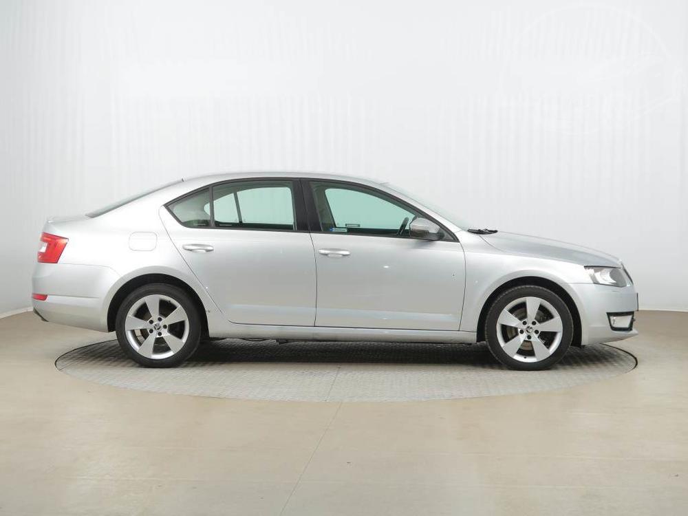 koda Octavia 1.8 TSI, Automat, Serv.kniha