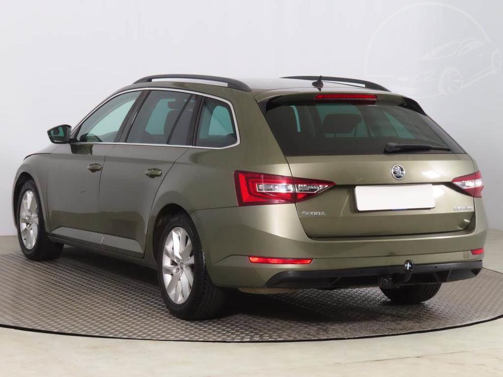 koda Superb 2.0 TDI, Automat, R,2.maj