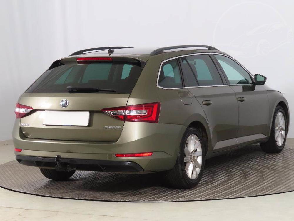 koda Superb 2.0 TDI, Automat, R,2.maj