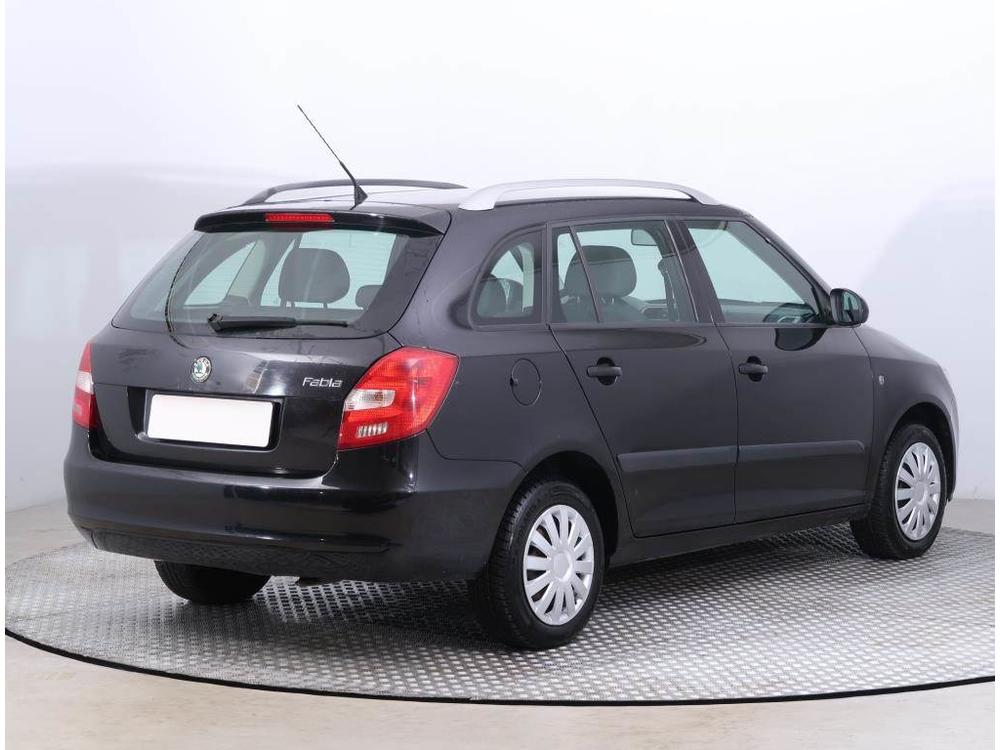 koda Fabia 1.2 12V, Ambition, Serv.kniha