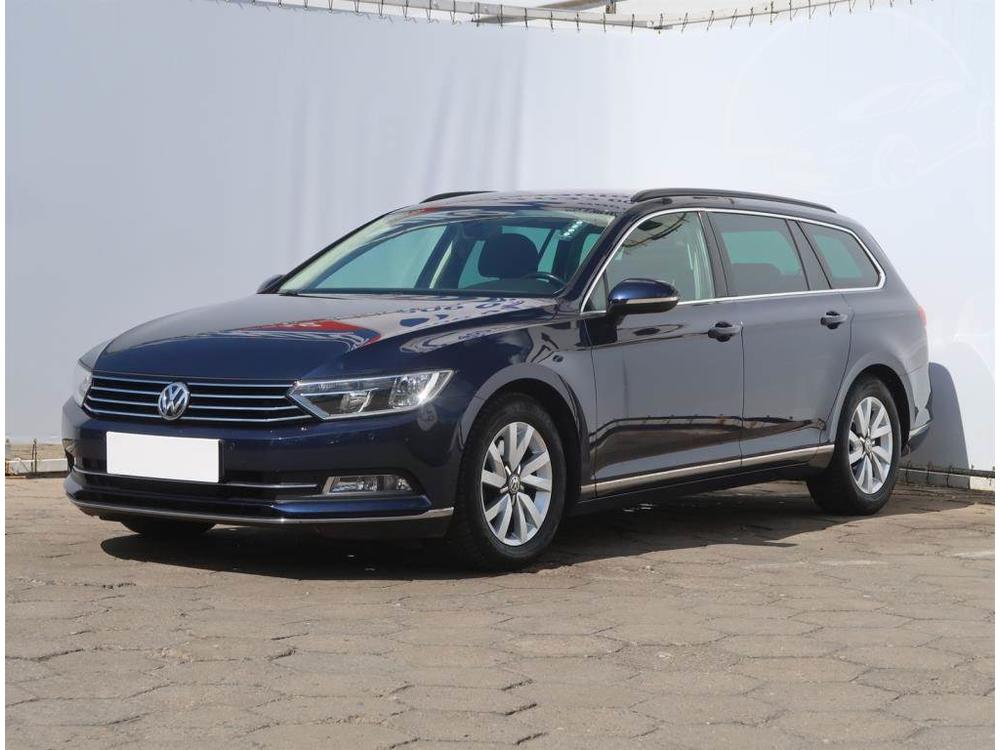 Volkswagen Passat 2.0 TDI, Navi