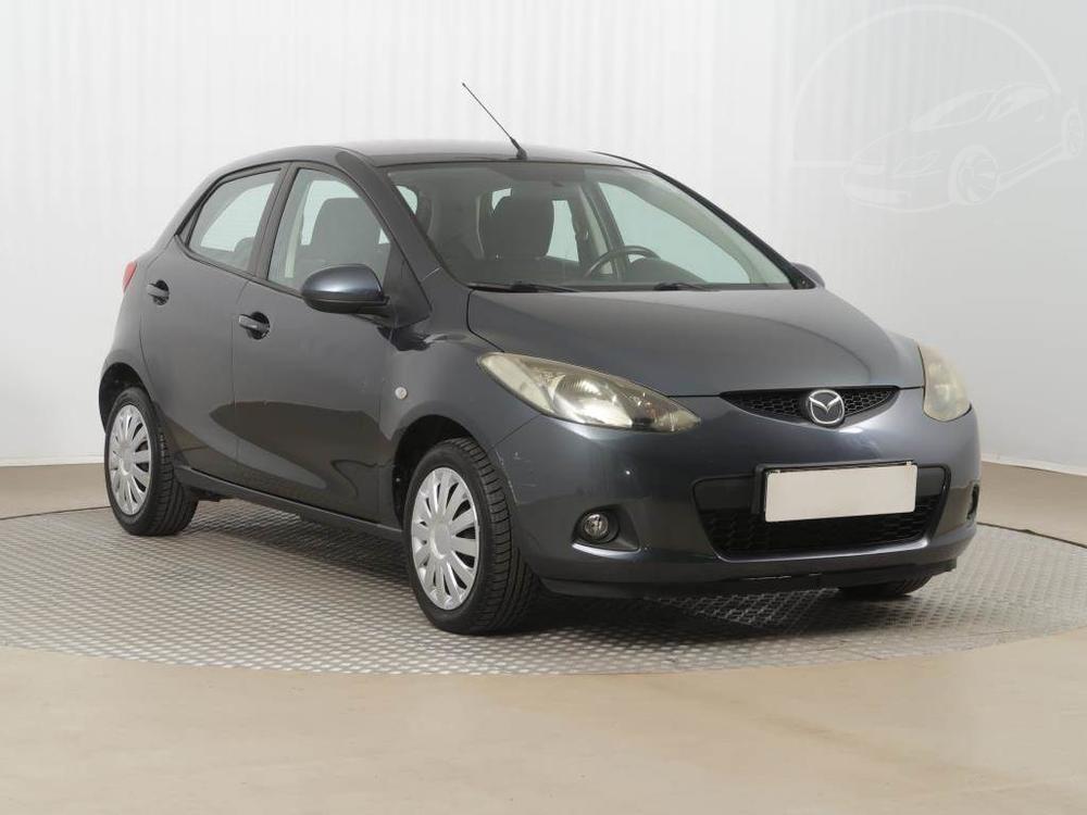 Prodm Mazda 2 1.3 i, R,2.maj, oblben vz