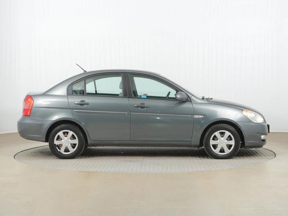 Hyundai Accent 1.4i, R,1.maj, za dobrou cenu