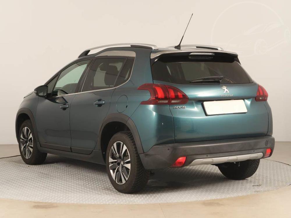 Peugeot 2008 1.2 PureTech, R,2.maj