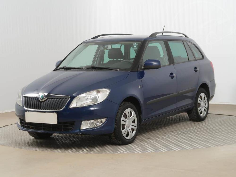 koda Fabia 1.2 TSI, Automat, zamluveno