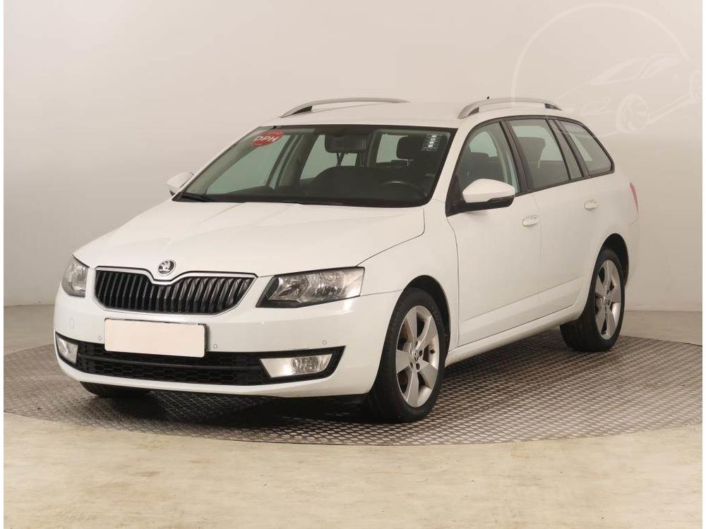 koda Octavia 1.6 TDI, R,2.maj, Ke, Navi