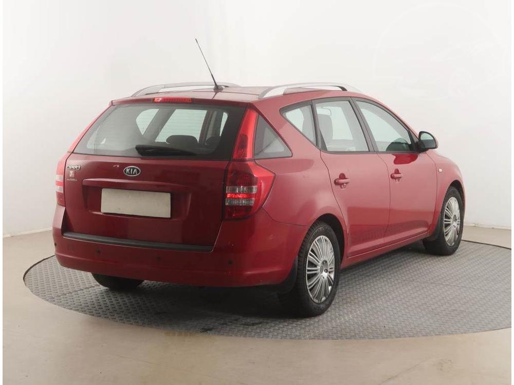 Kia Ceed 1.4 CVVT, Serv.kniha, Klima