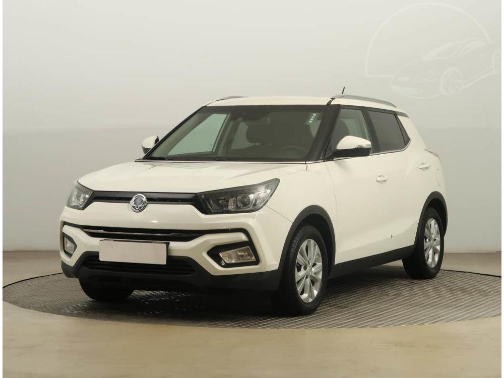 SsangYong Tivoli 1.6 e-XGi, R,1.maj