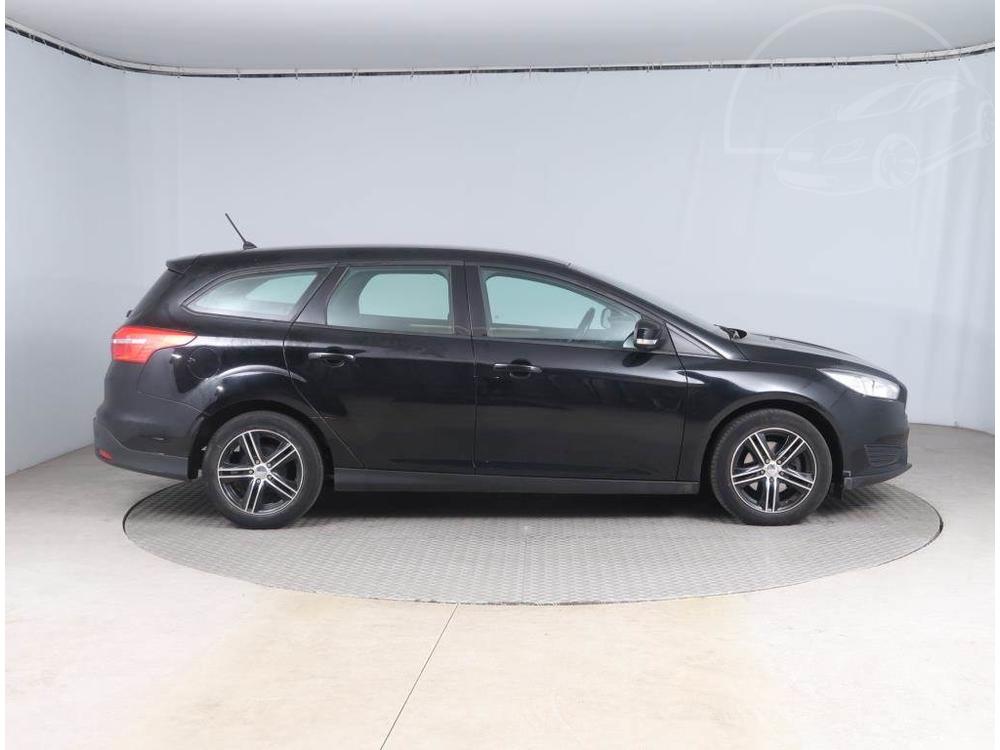 Ford Focus 1.6 i, R,1.maj, Klima