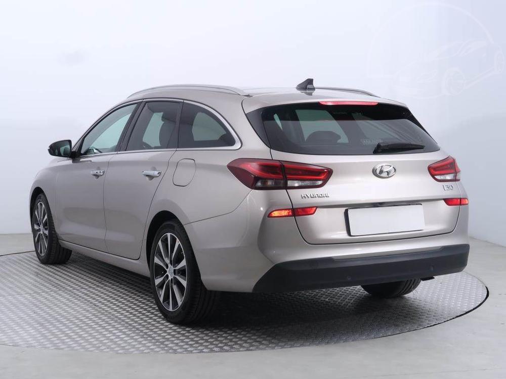 Hyundai i30 1.4 T-GDI, Weekend, R,1.maj