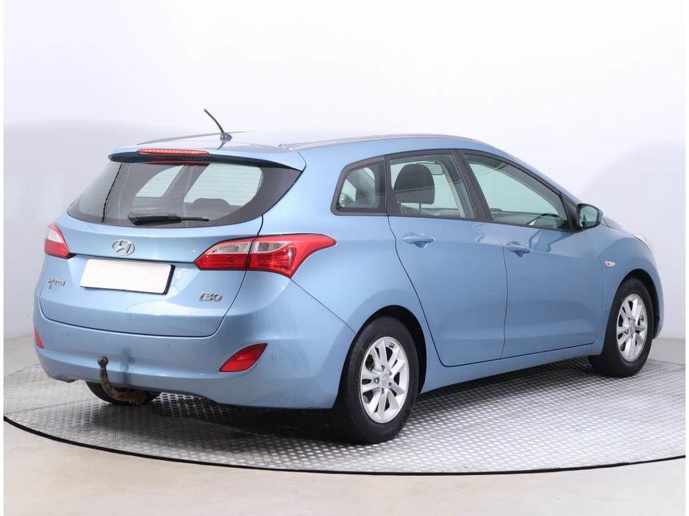 Hyundai i30 1.6 MPI, Comfort, Serv.kniha