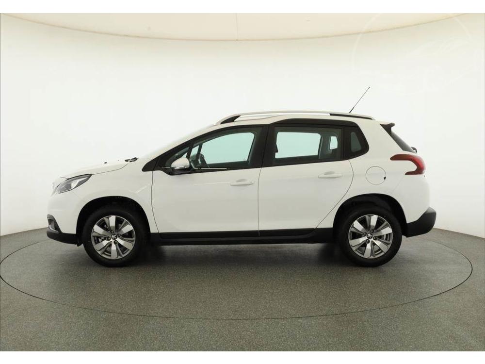 Peugeot 2008 1.2 PureTech, R,2.maj