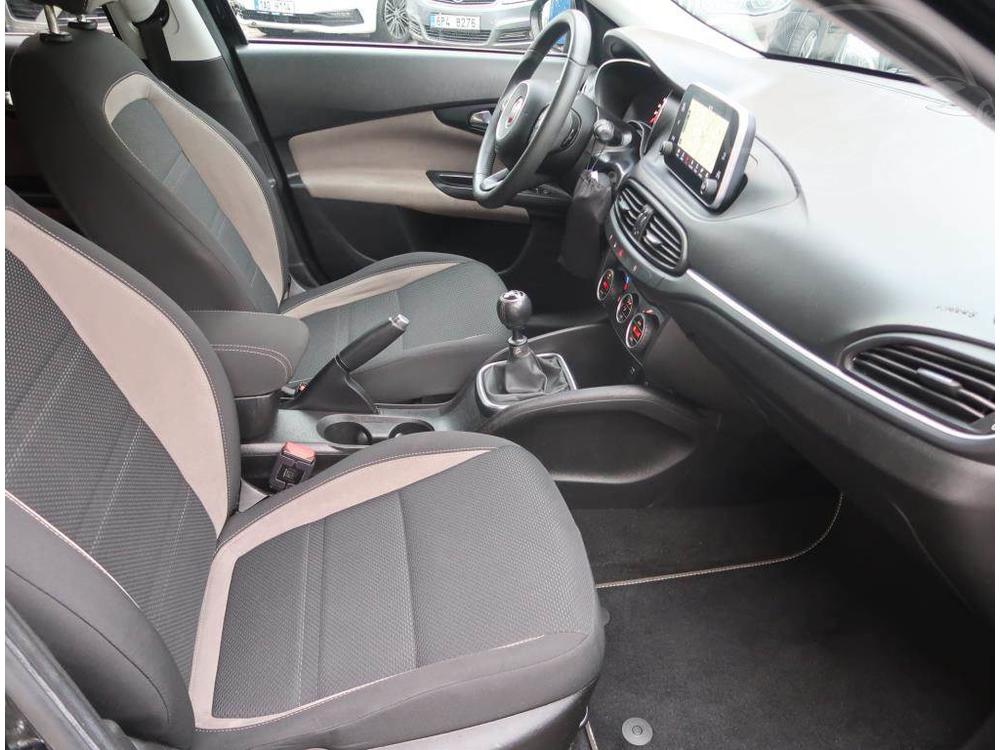 Fiat Tipo 1.4 T-Jet, Serv.kniha, Navi