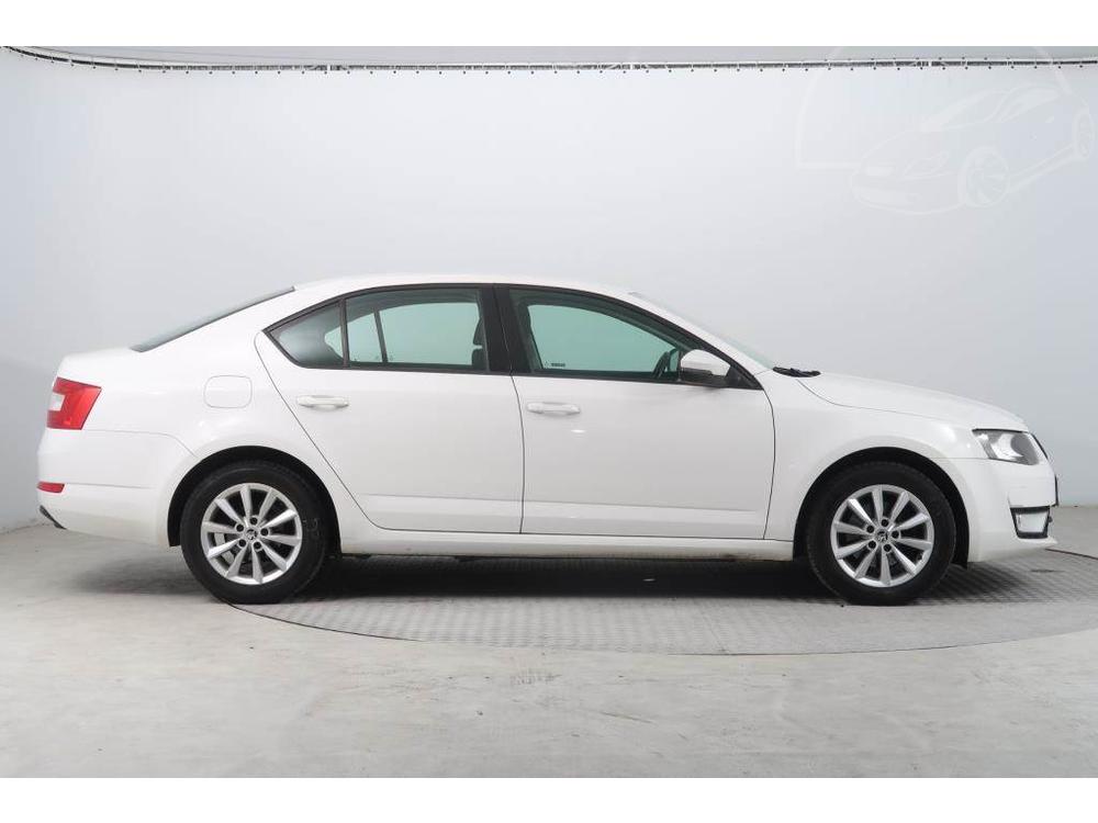 koda Octavia 1.6 TDI, Klima, Tempomat