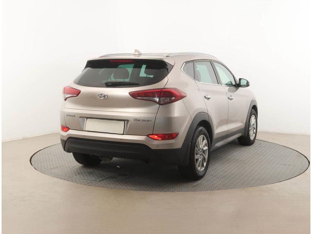 Hyundai Tucson 1.7 CRDi, Automat, R,2.maj