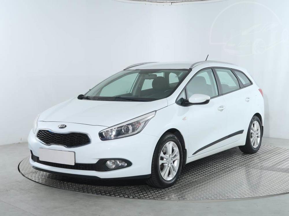 Kia Ceed 1.4 CVVT, R,1.maj, Serv.kniha