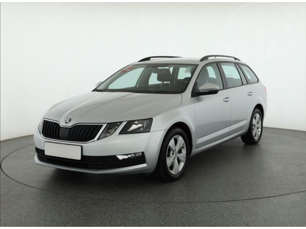 koda Octavia 1.6 TDI, Ambition, R,1.maj