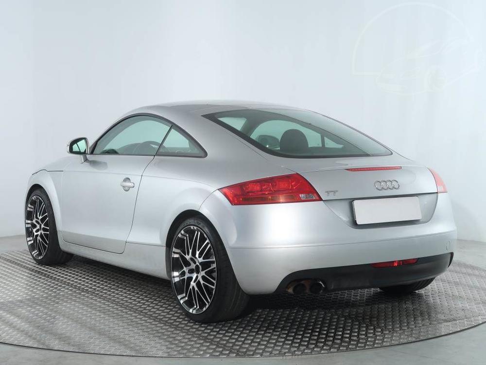 Audi TT 2.0 TFSI, Serv.kniha