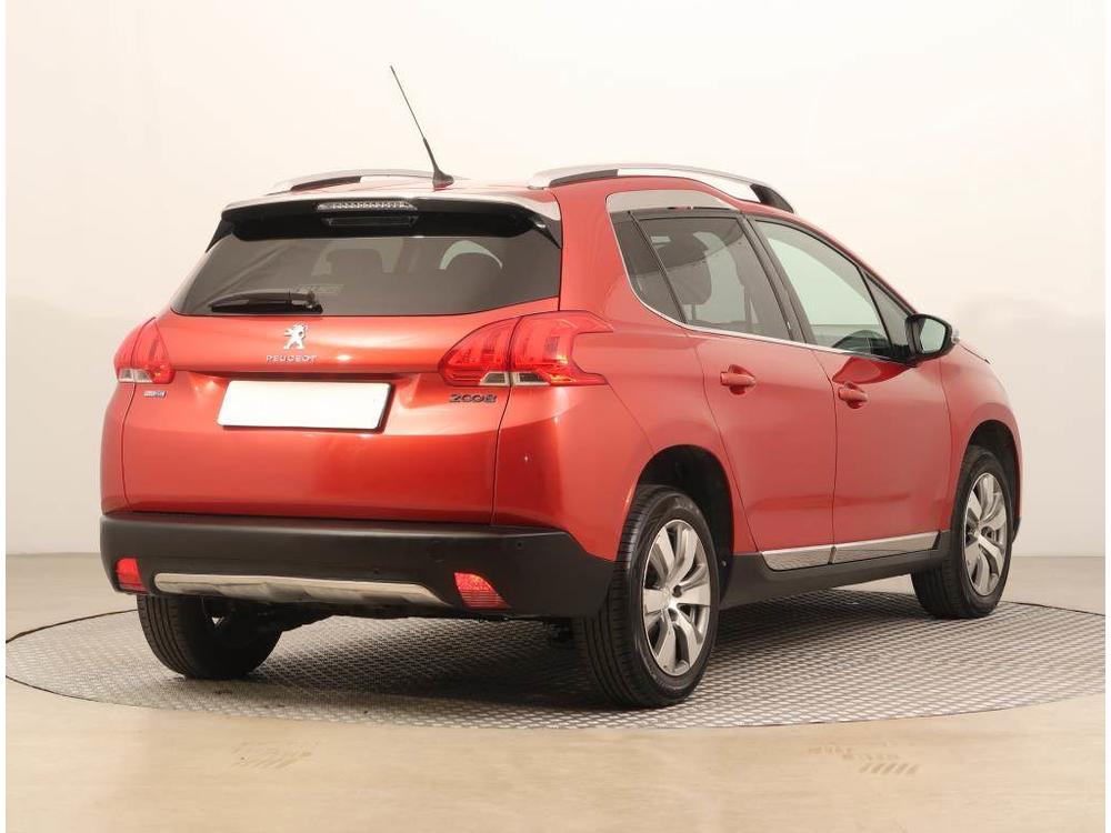 Peugeot 2008 1.6 BlueHDi, Allure