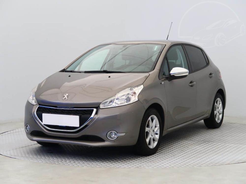 Peugeot 208 1.2 PureTech, R,1.maj