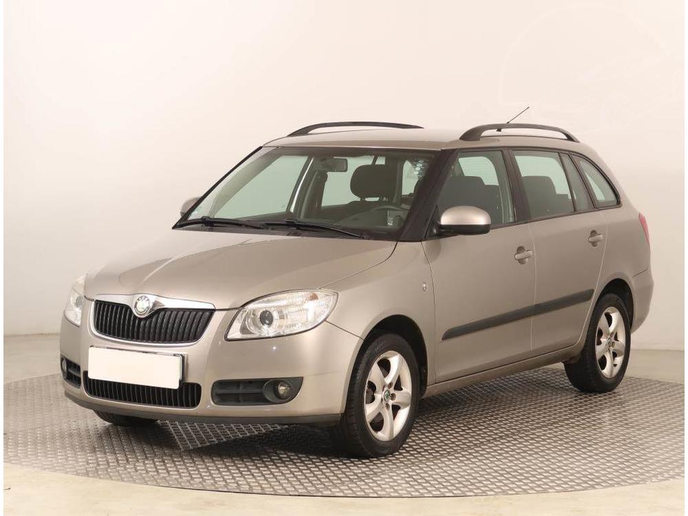 Prodm koda Fabia 1.6 16V, NOV CENA, Navi