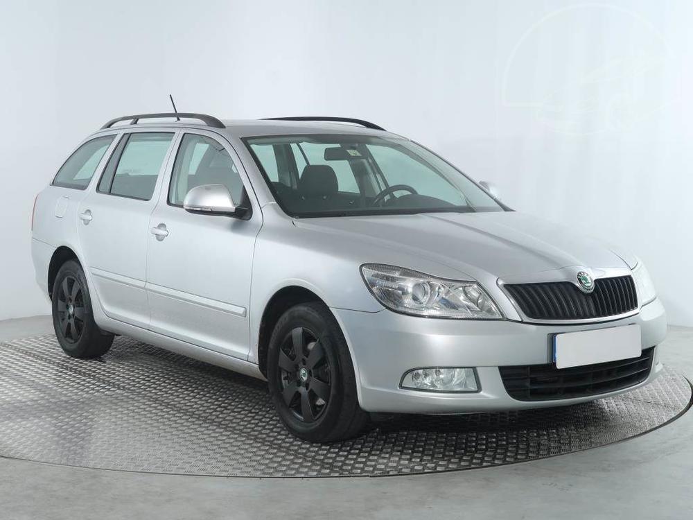 Prodm koda Octavia 1.6 TDI, Serv.kniha, Klima