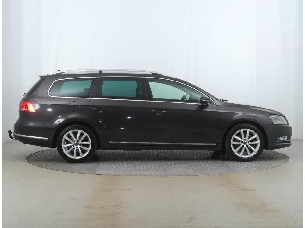 Volkswagen Passat 2.0 TDI, Koen sedaky