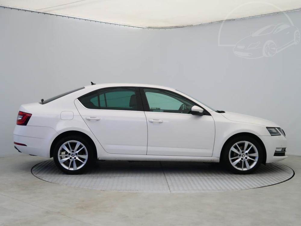 koda Octavia 1.6 TDI, Style, Serv.kniha