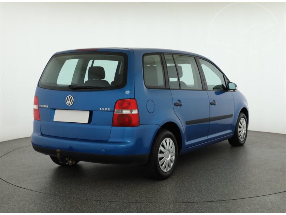 Volkswagen Touran 1.6 FSI, NOV CENA, po STK