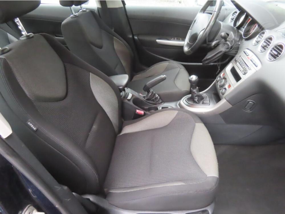 Peugeot 308 1.6 HDi, Serv.kniha, po STK