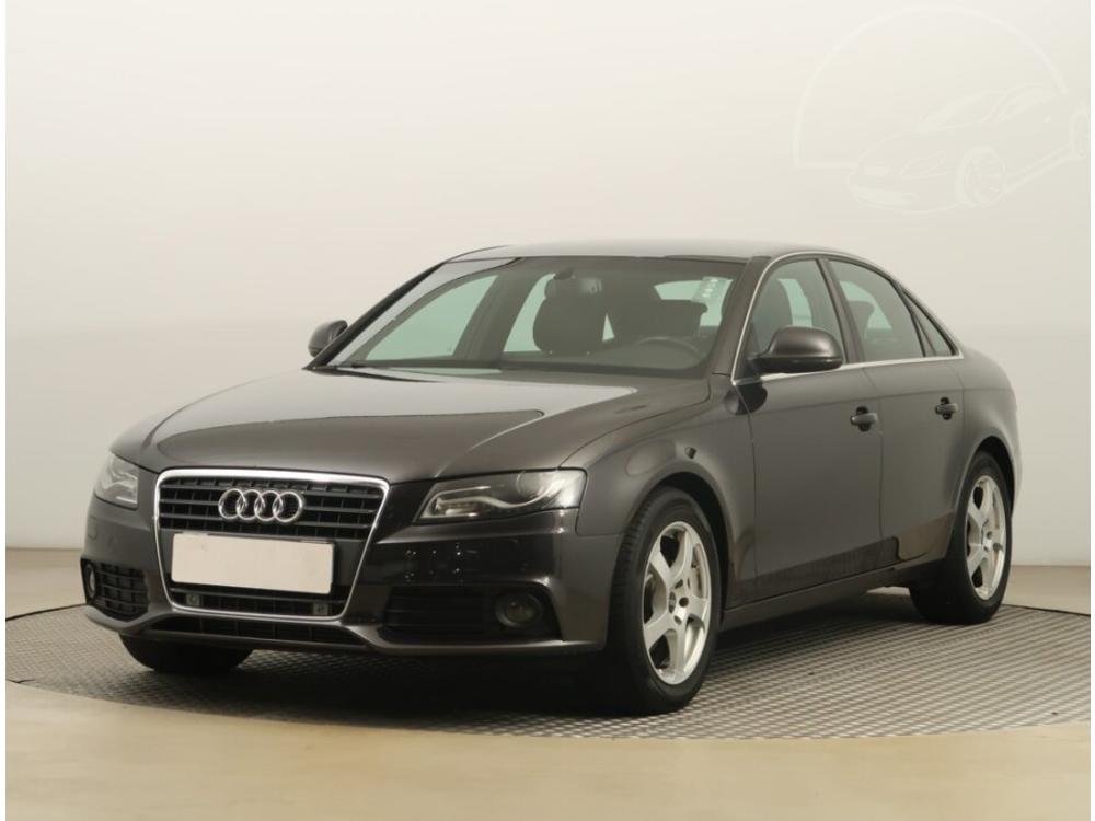 Audi A4 2.0 TDI, Xenony