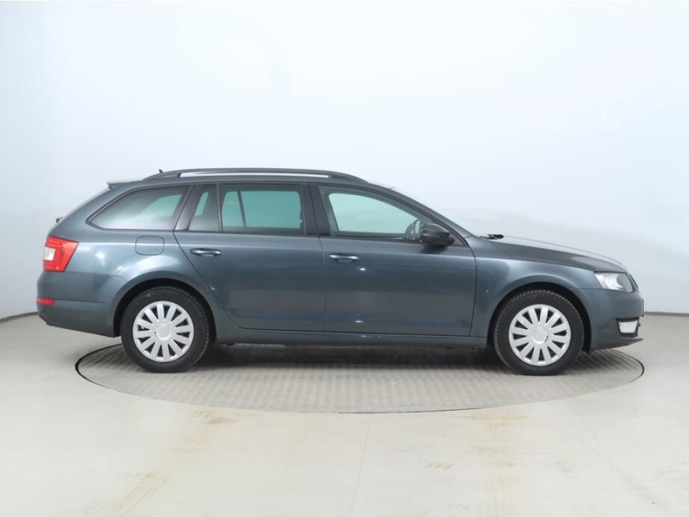 koda Octavia 1.6 TDI, Ambition, Serv.kniha