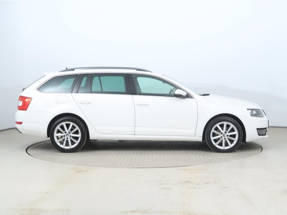 koda Octavia 2.0 TDI, Elegance, Automat