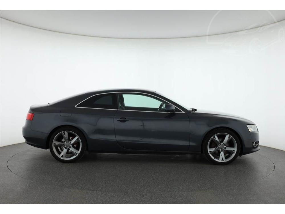 Audi A5 1.8 TFSI, Automatick klima