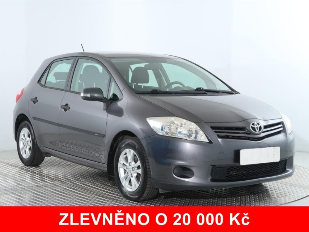 Prodm Toyota Auris 1.3 Dual VVT-i, NOV CENA, R